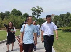 浦东水务和长桥山庄领导考察福寿园和沐鸣集团