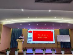 杨桂荣总裁亲自授课，设计培训会激发创意巧思