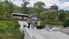 <b>不畏酷暑，参观指导促提升</b>