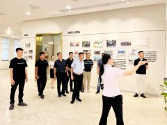 <b>参观交流，赋能成长</b>